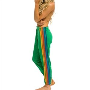 AVIATOR NATION - Women’s 5 Stripe Sweatpants // KELLY GREEN // Size M